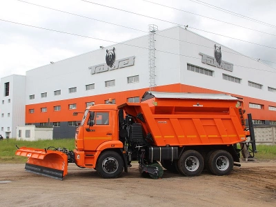 МКДУ-2 комбинированная дорожная машина